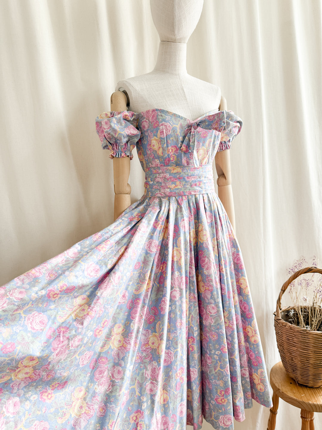 Holy Grail Rare Early 80s Laura Ashley Made in Carno Cotton Bo Peep Dress