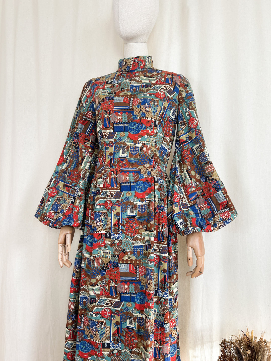 Stunning Rare 70s Oriental Print Cotton Maxi Dress