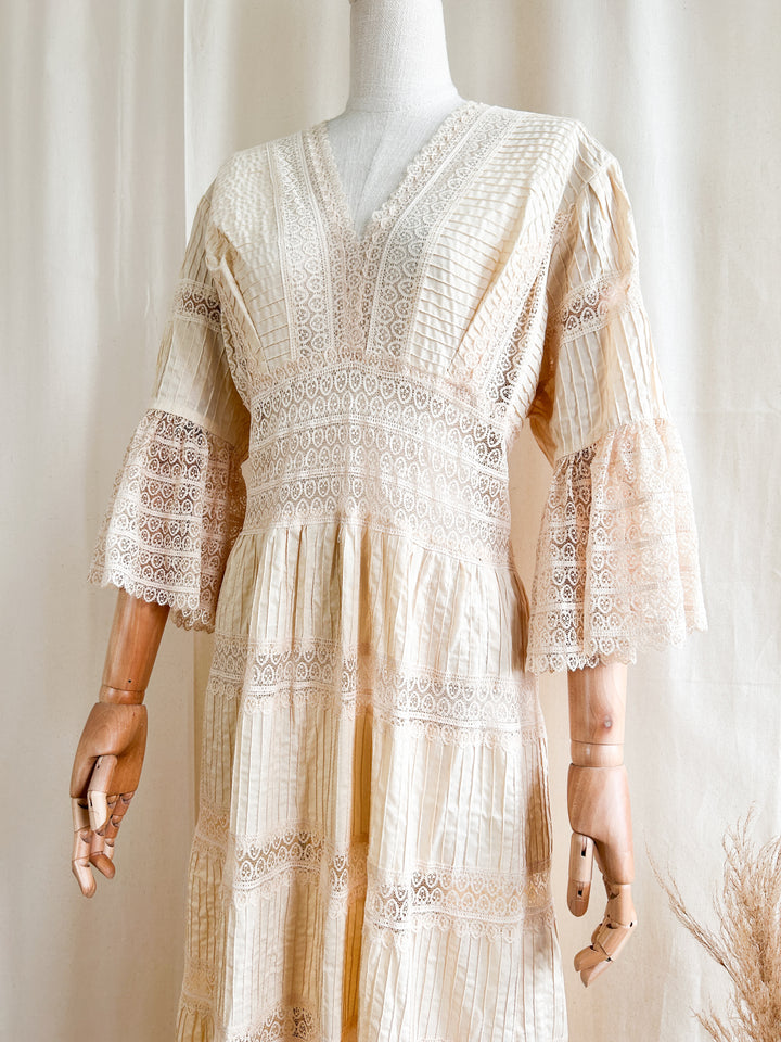 Holy Grail Rare 1970s Cream Mexican Cotton and Lace Dream Dress