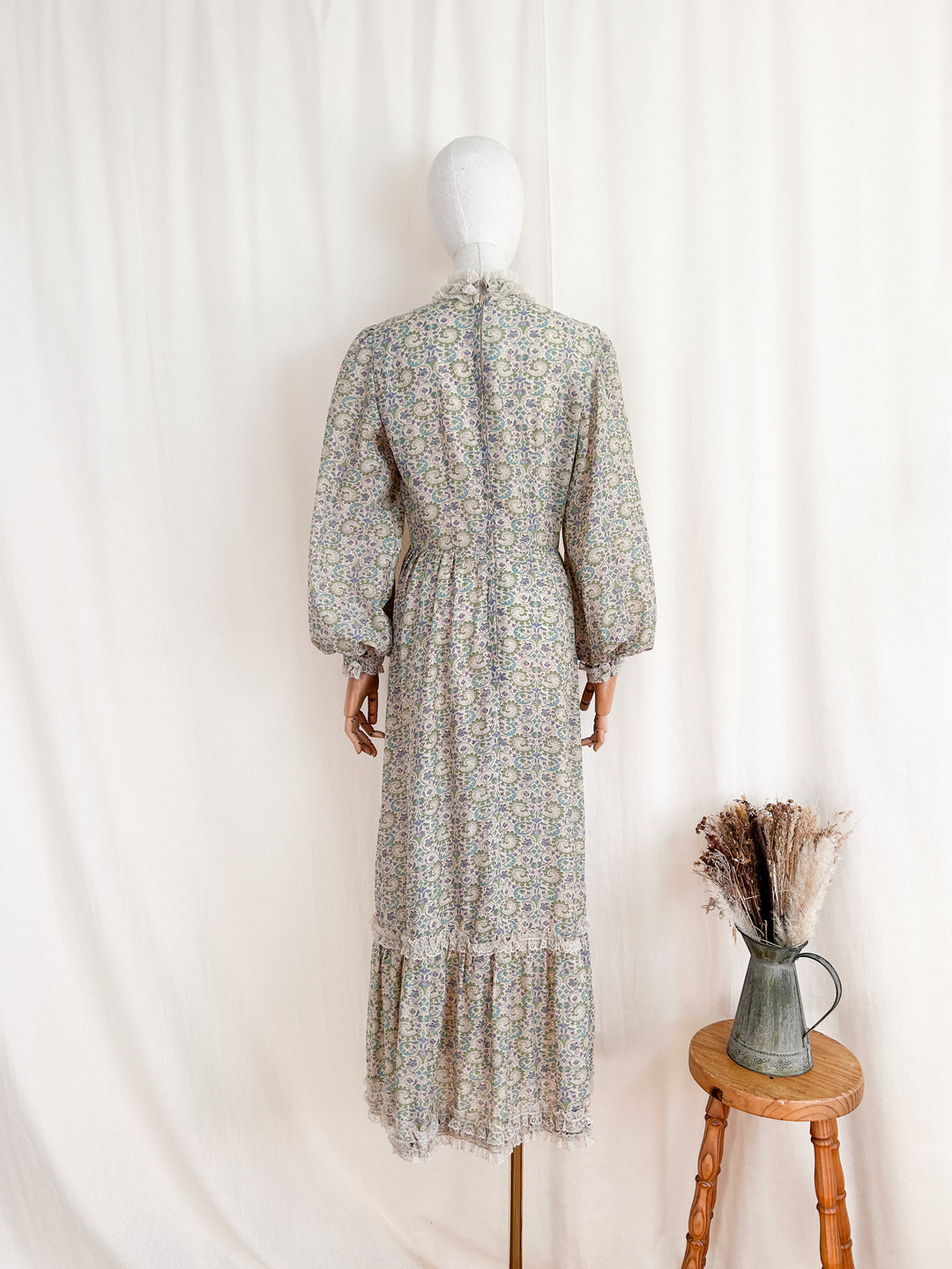 Heavenly Rare 70s Angela Gore Cotton Lace Trimmed Dream Dress