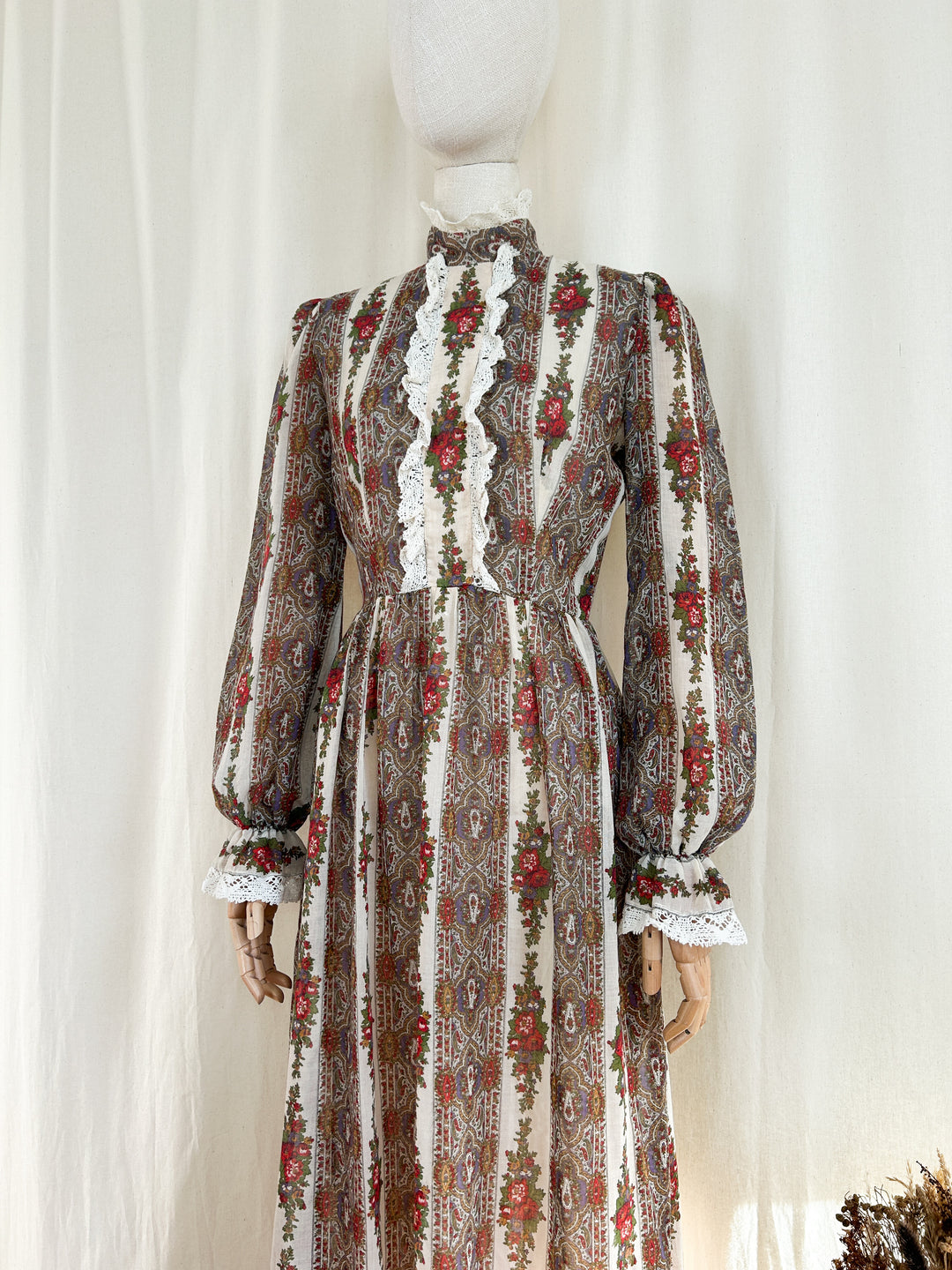 Heavenly Rare 70s Cotton Dollyrockers Prairie Dress