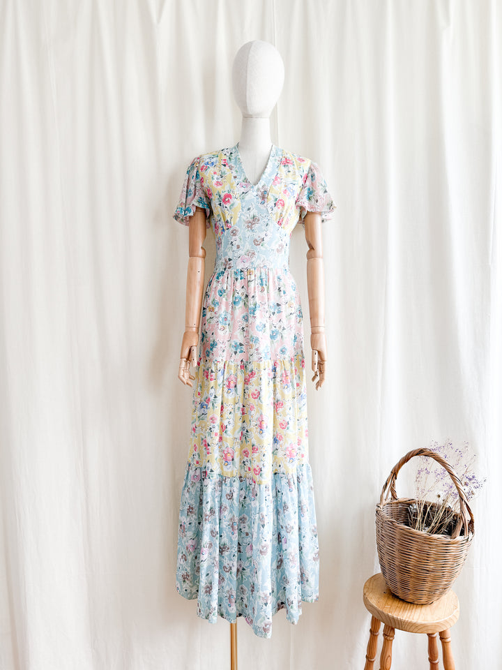 Heavenly Rare 70s Romantic Floral Cotton Maxi Dress