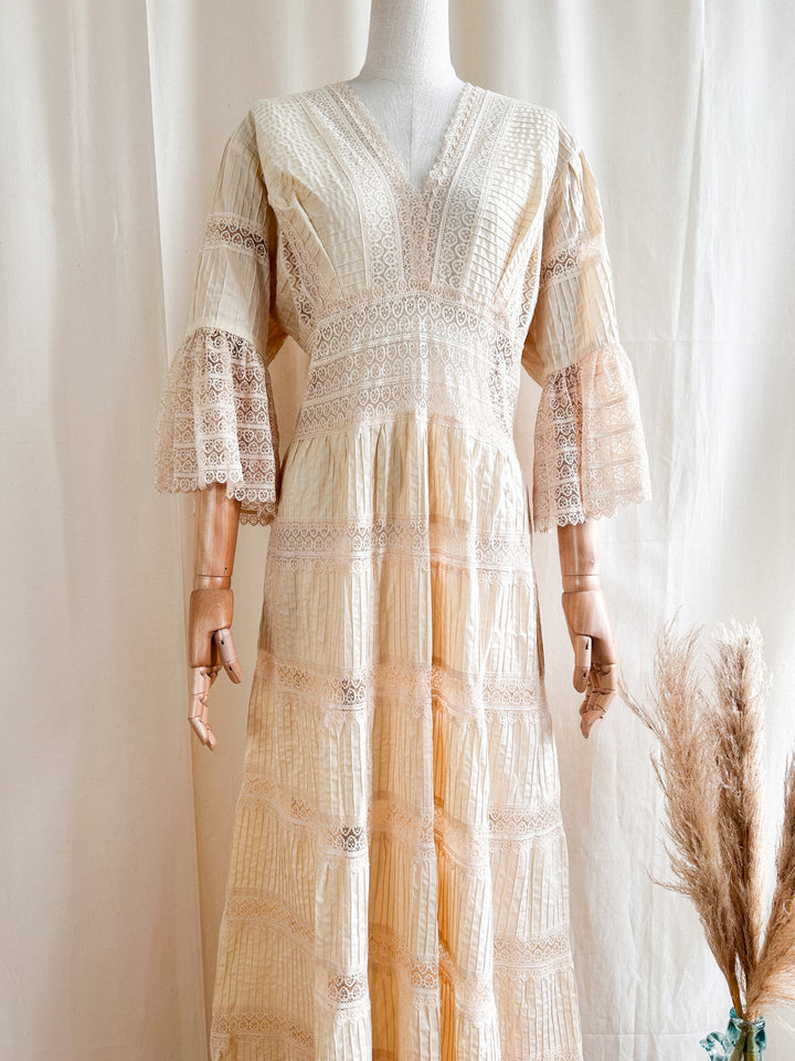 Holy Grail Rare 1970s Cream Mexican Cotton and Lace Dream Dress