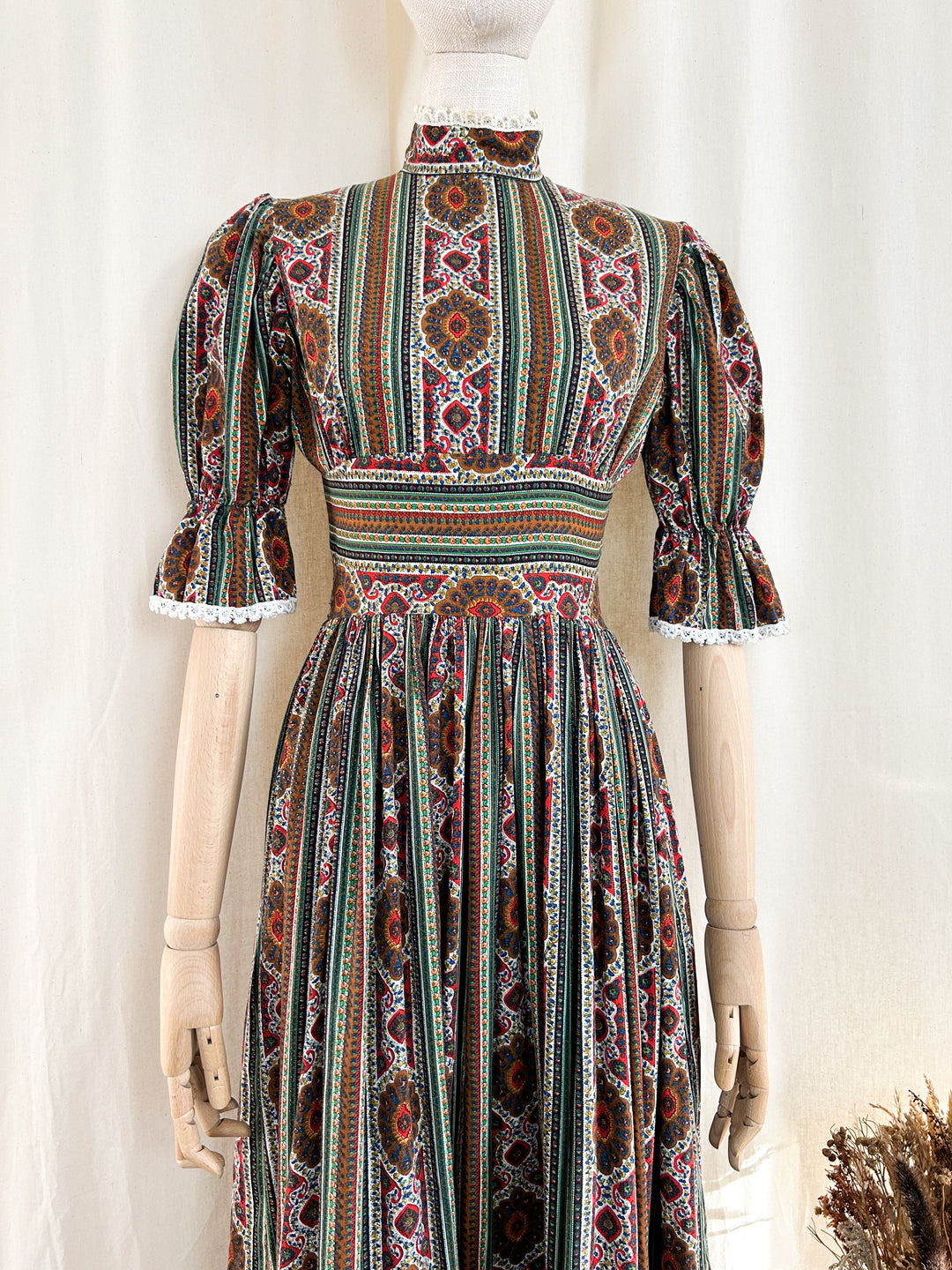 Stunning Rare Autumnal 70s Cotton Midaxi Dress