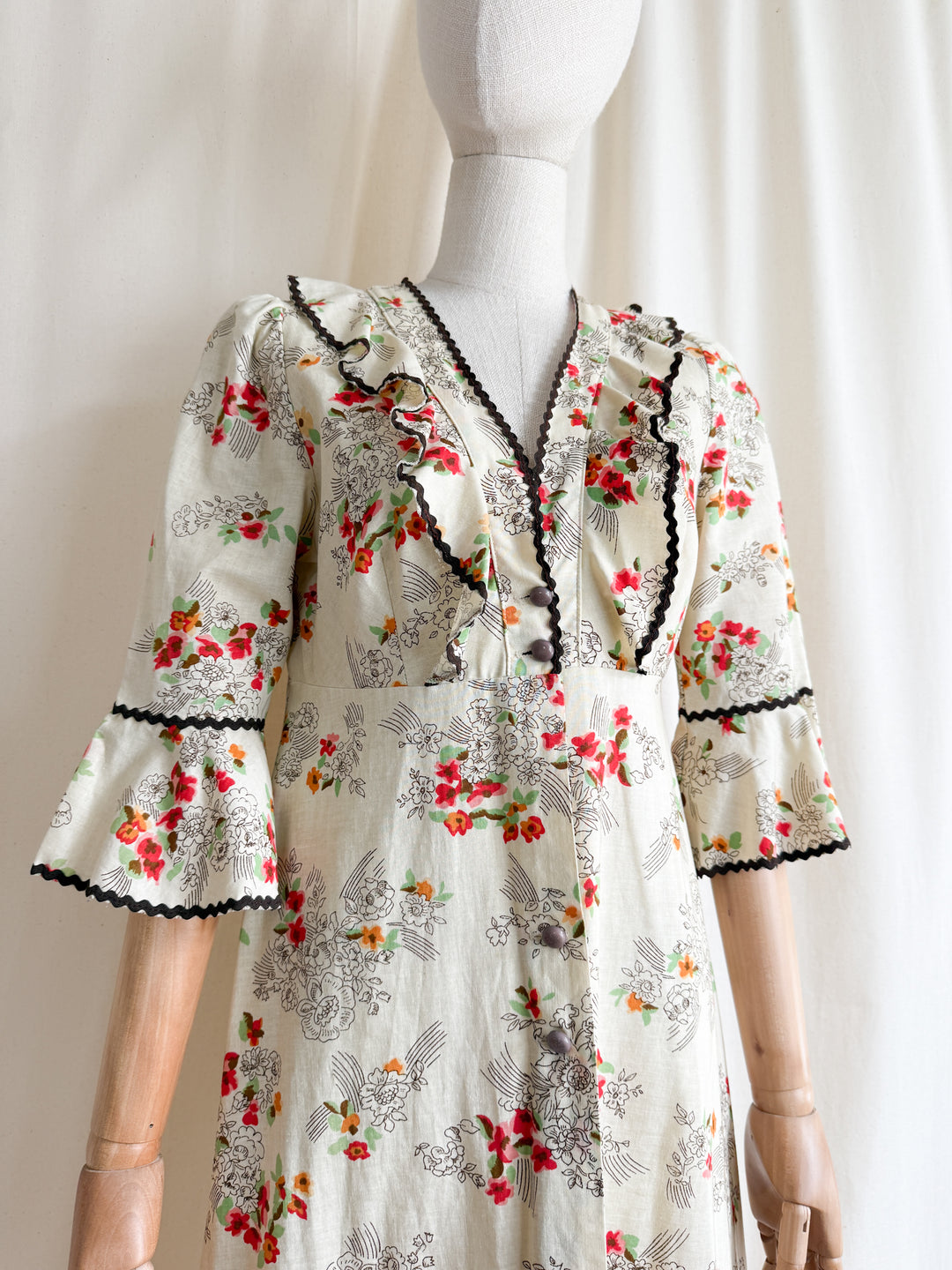 Beautiful 1970s Cotton Floral Button Through Maxi Dress