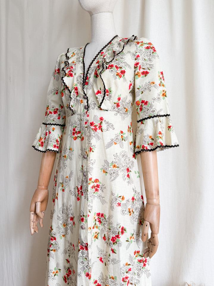Beautiful 1970s Cotton Floral Button Through Maxi Dress