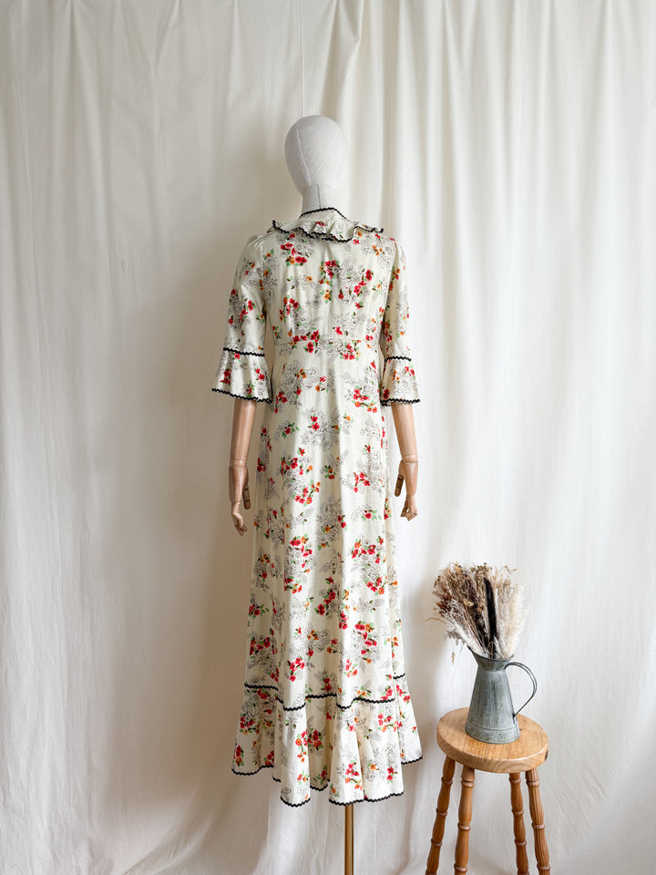 Beautiful 1970s Cotton Floral Button Through Maxi Dress