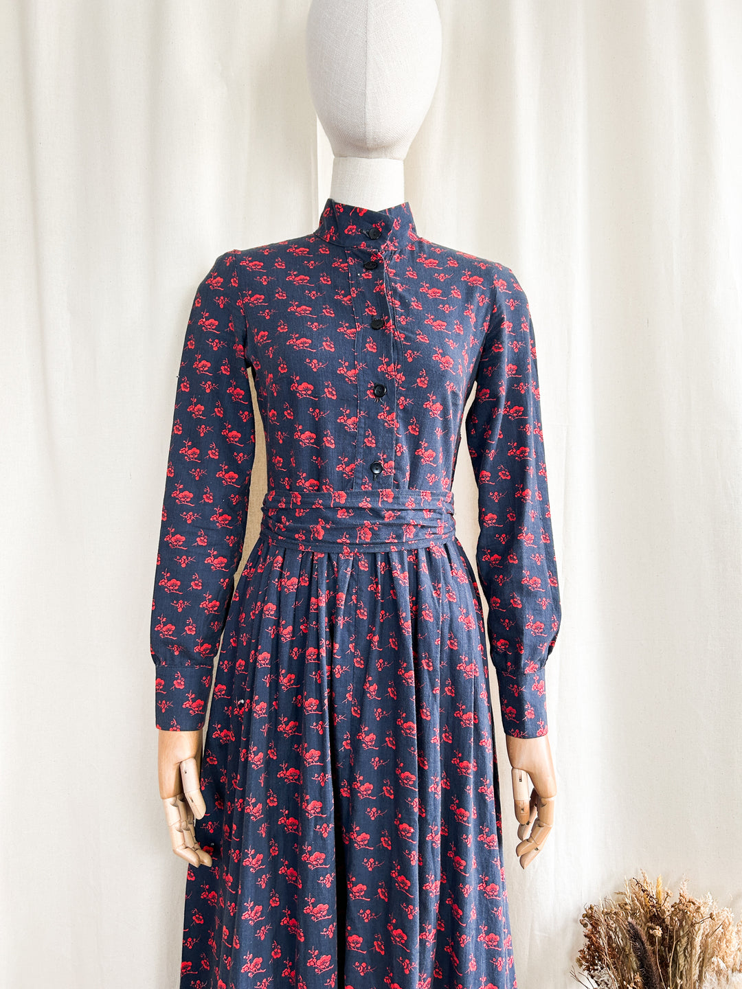 Incredible Rare Early 70s Laura Ashley Cotton Prairie Dress