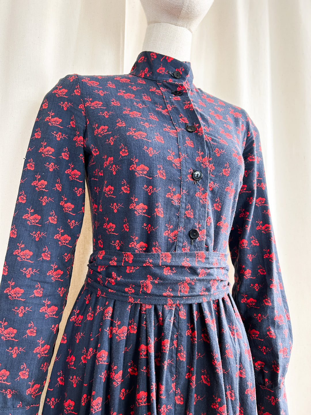 Incredible Rare Early 70s Laura Ashley Cotton Prairie Dress