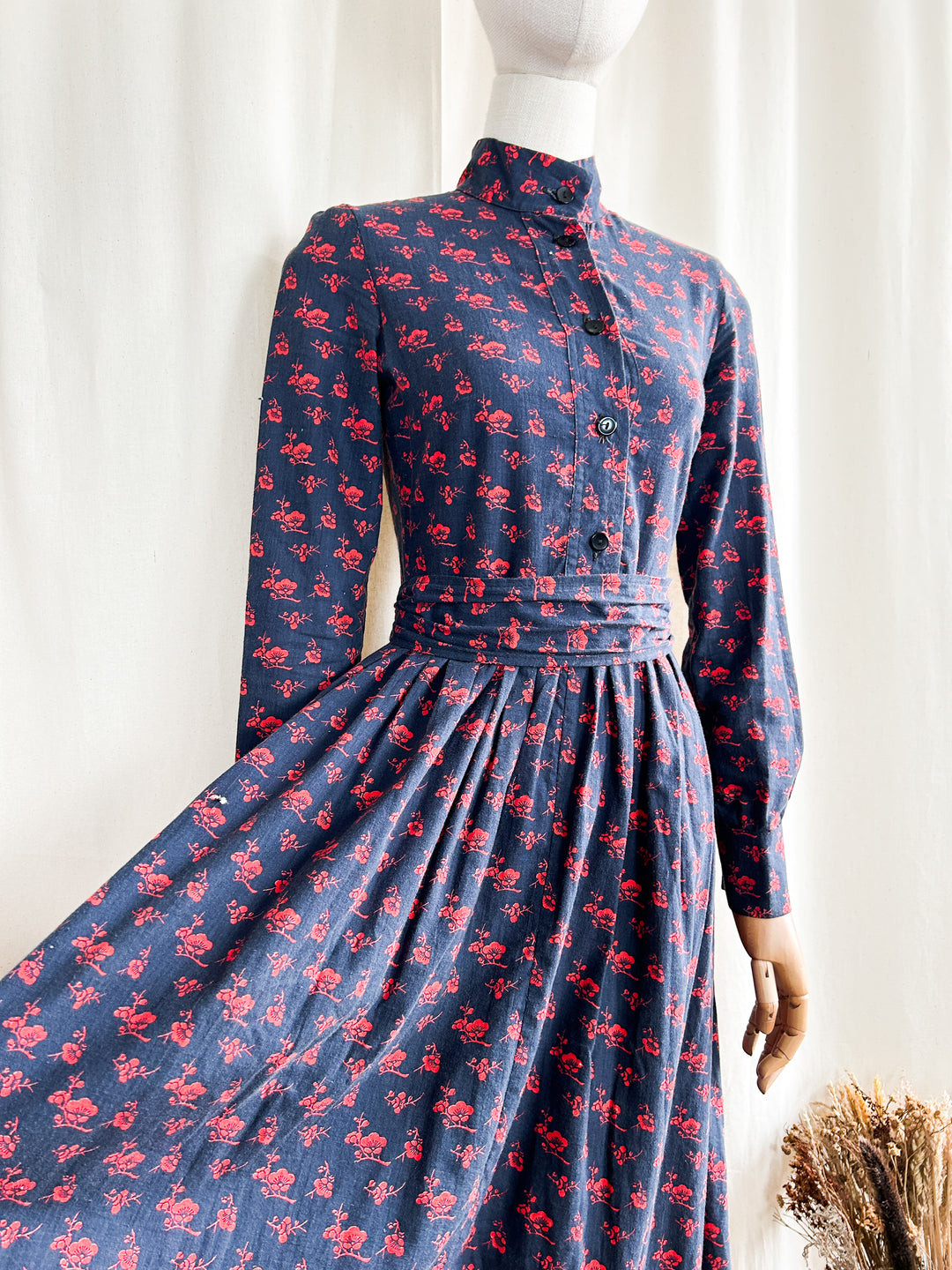 Incredible Rare Early 70s Laura Ashley Cotton Prairie Dress