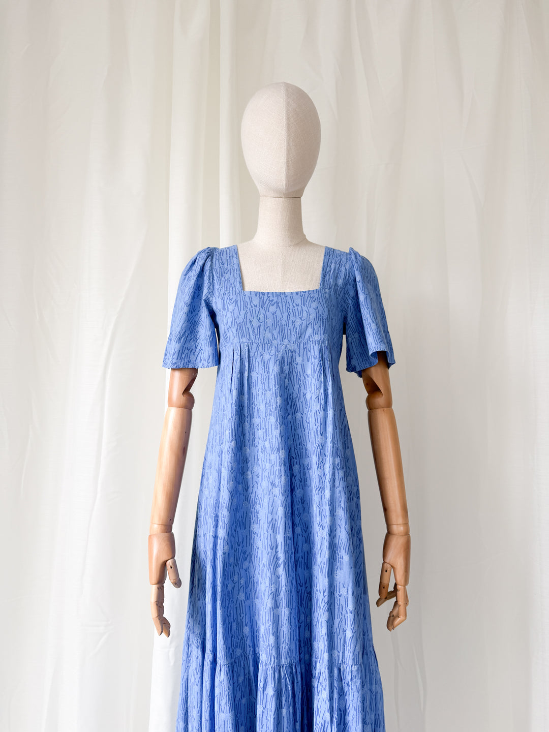 Precious Rare 1970s The Dove Clothing Company Blue Floral Cotton Maxi Dress