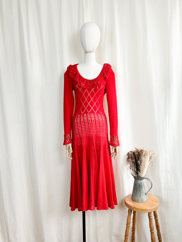 Delightful Handmade 70s Knit Dress