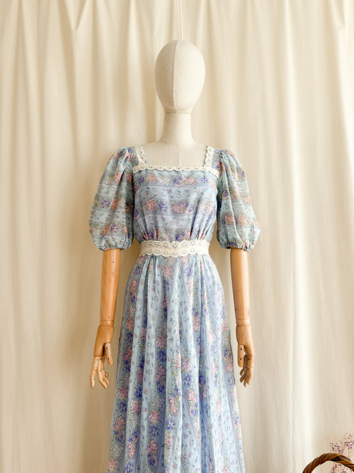 Gorgeous Romantic 70s Cotton Maxi Dress