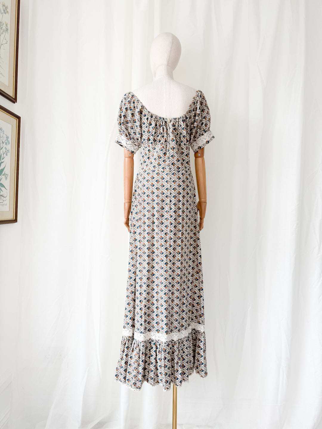 Beautiful Rare 1970s Bohemian Cotton Trellis Floral Maxi Dress