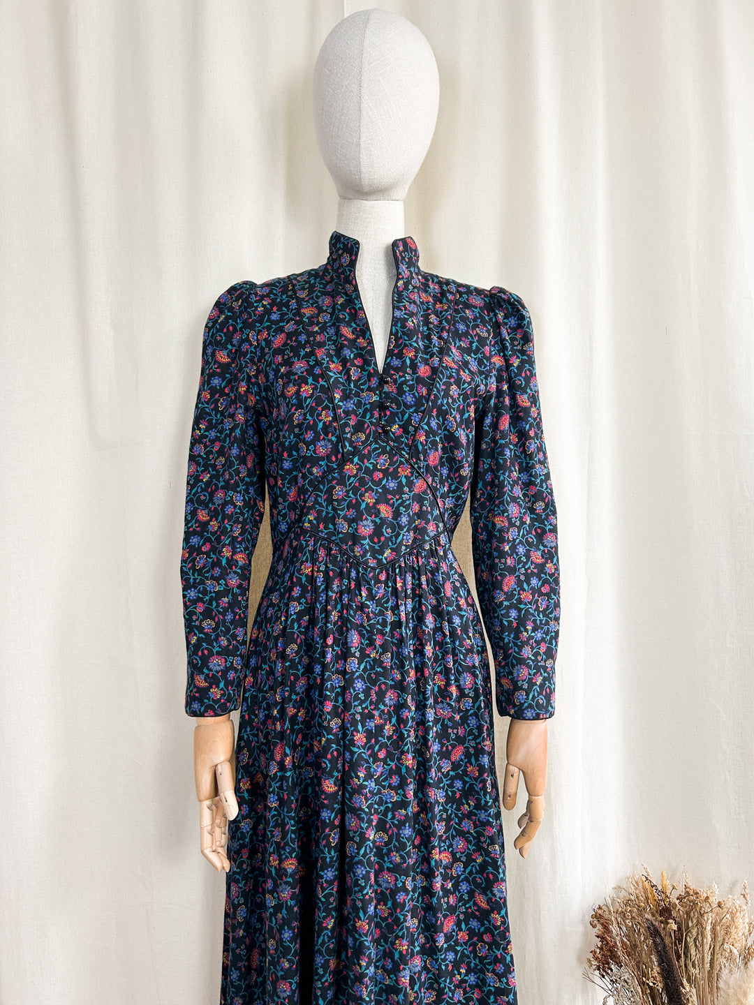 Gorgeous Rare Wool Blend Late 70s Origin Midi Dress