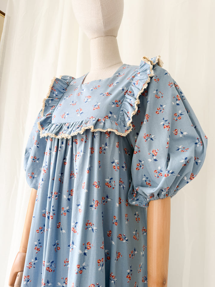 Insanely Beautiful Precious Monet London 1970s Cotton Smock Maxi Dress