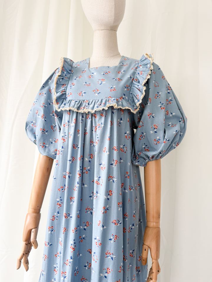 Insanely Beautiful Precious Monet London 1970s Cotton Smock Maxi Dress