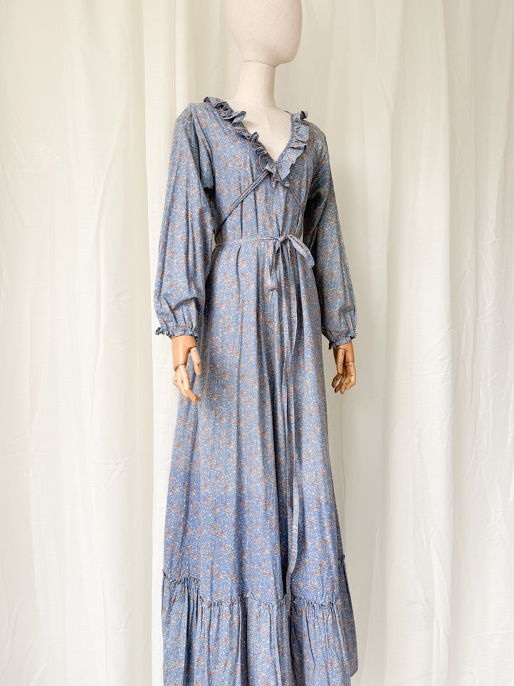 Incredible Holy Grail Rare 1970s Laura Ashley Made in Wales Cotton Maxi Dress