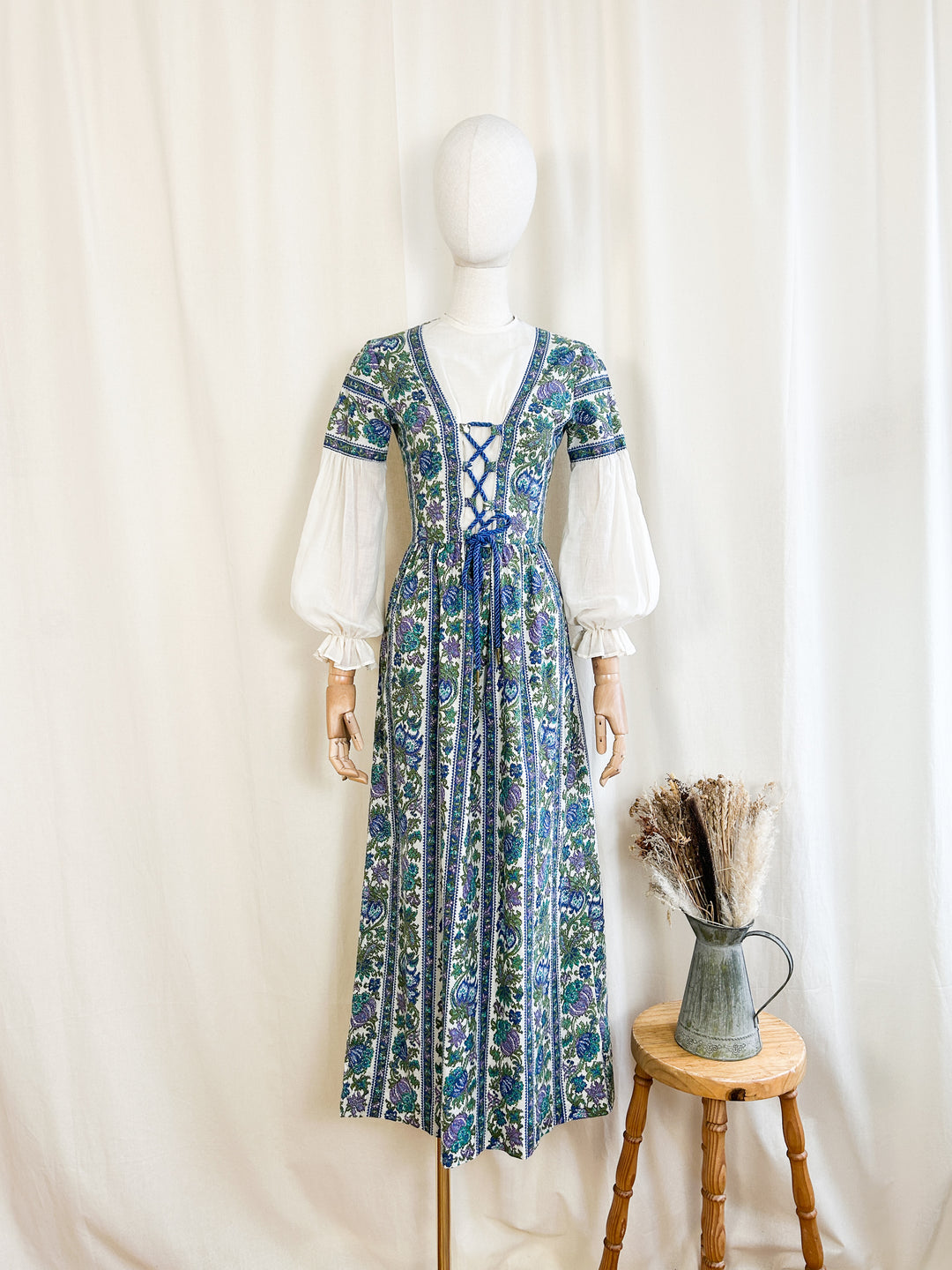 70s corset dress Breathtakingly beautiful and rare late 1970s Karl Lagerfeld for Chlo pure silk embroidered wedding dress with matching leather corset belt Coming to my shop this Wednesday #karllagerfeld #chloe #70s #rarevintage #chloebride