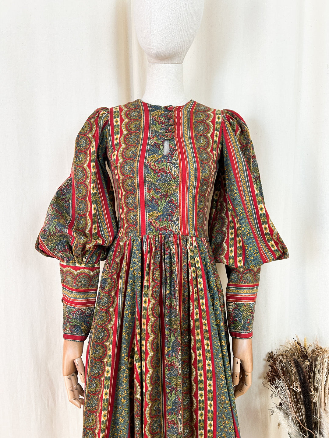 Iconic Rare 70s Droopy and Browns Cotton Midi Dress