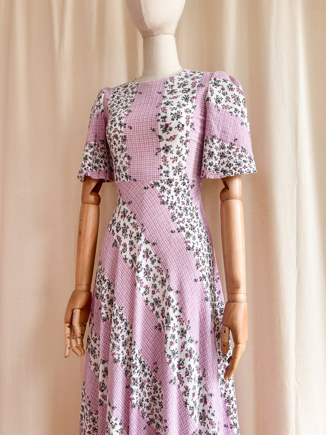 The Flossie ~ precious rare 30s 40s cotton bias cut floral prairie dress