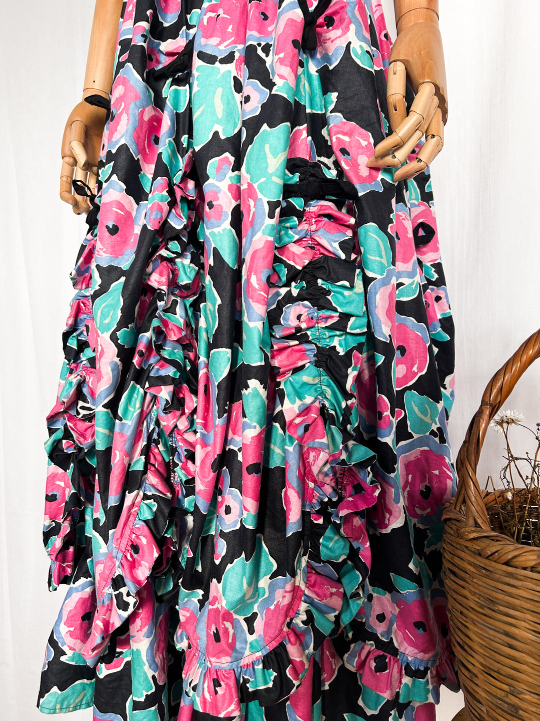 RARE 1980S LAURA ASHLEY BO PEEP COLLECTION DRESS โ The Pansy Garden