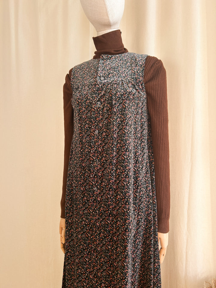 Pretty Rare 70s Floral Velvet Smock Pinafore Dress