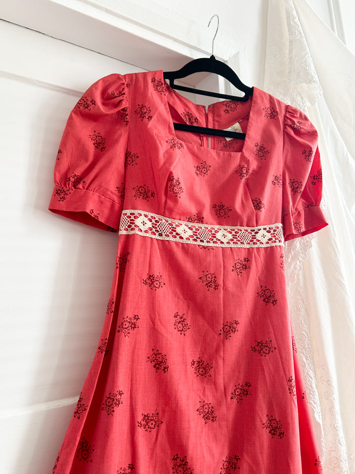 BEAUTIFUL RED COTTON BOHO PRAIRIE MIDI DRESS