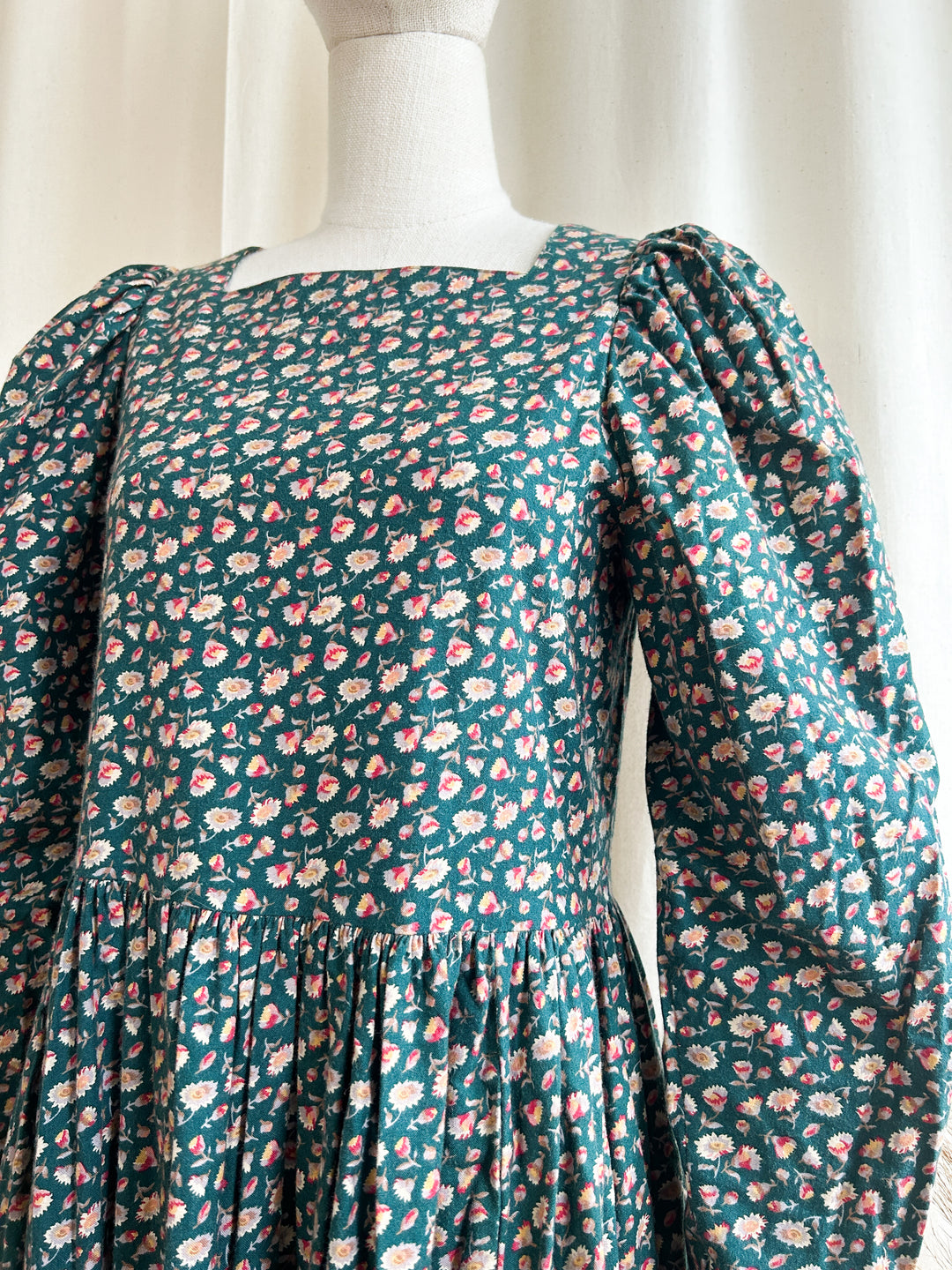 The Yew ~ stunning 80s Laura Ashley mutton sleeve midi dress