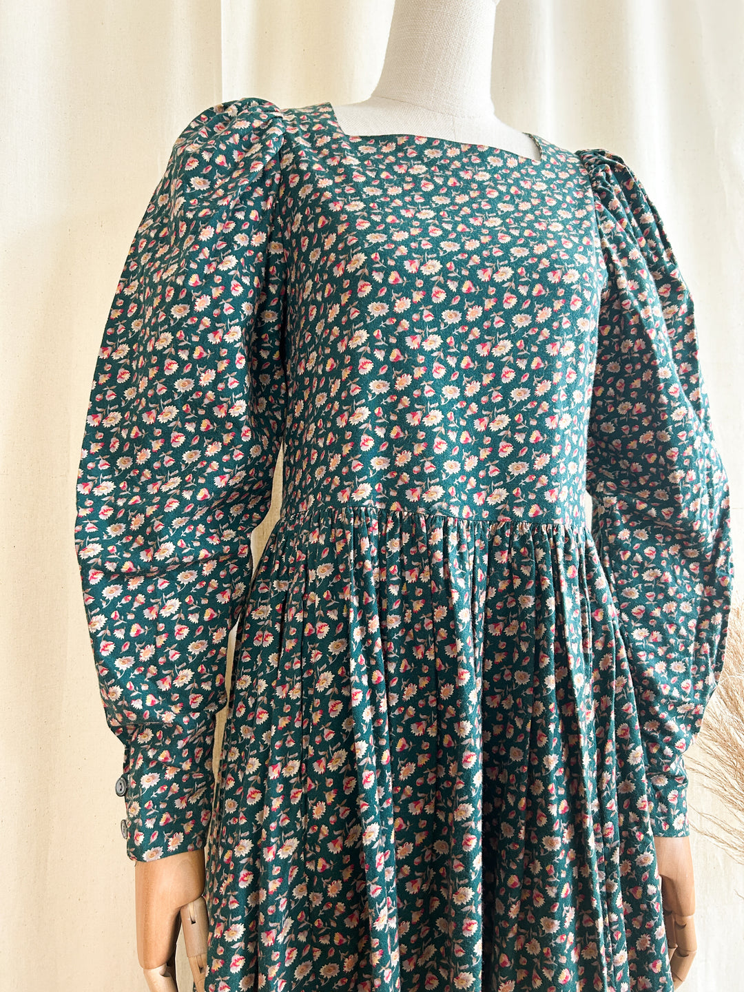 The Yew ~ stunning 80s Laura Ashley mutton sleeve midi dress