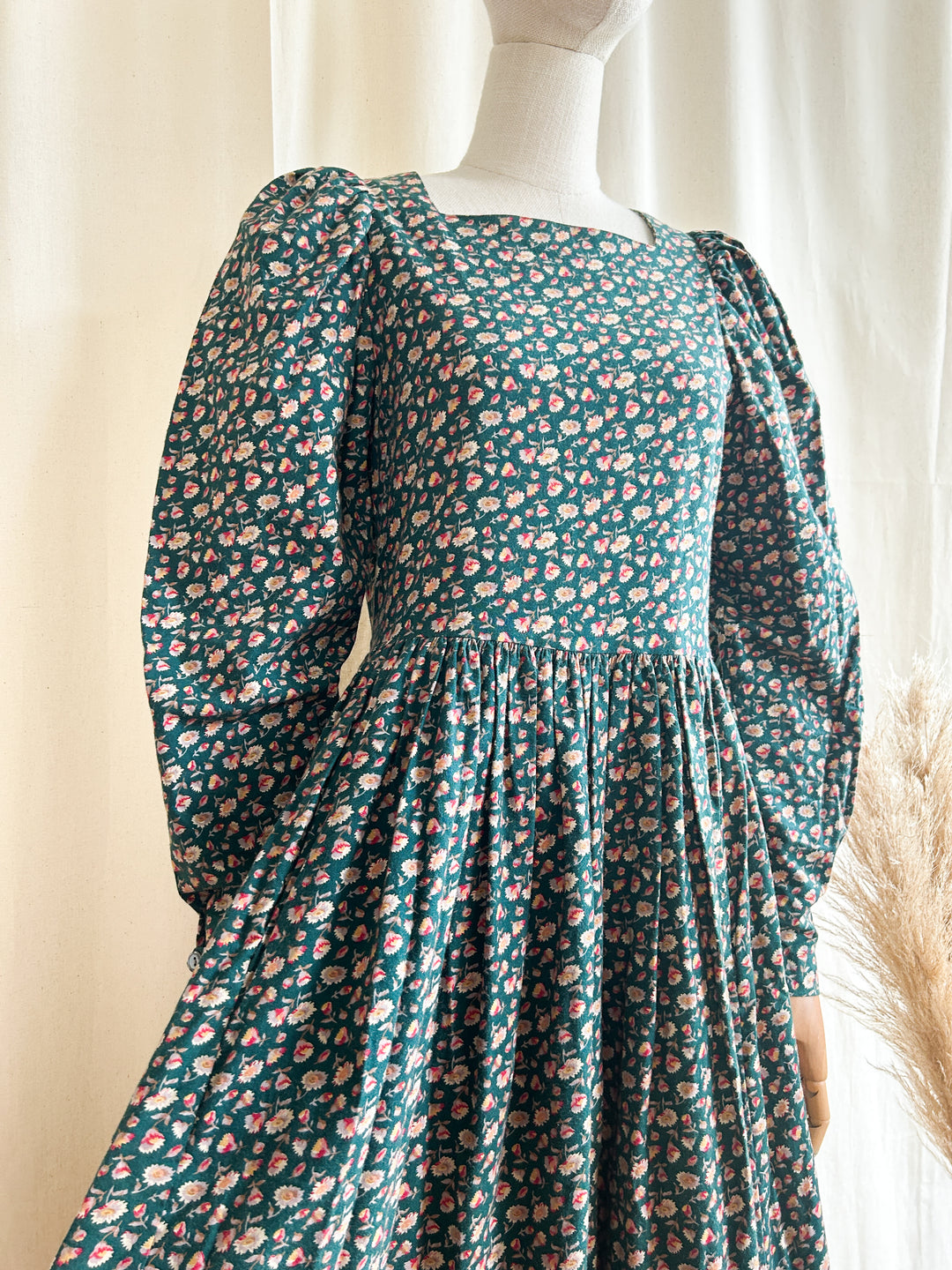 The Yew ~ stunning 80s Laura Ashley mutton sleeve midi dress