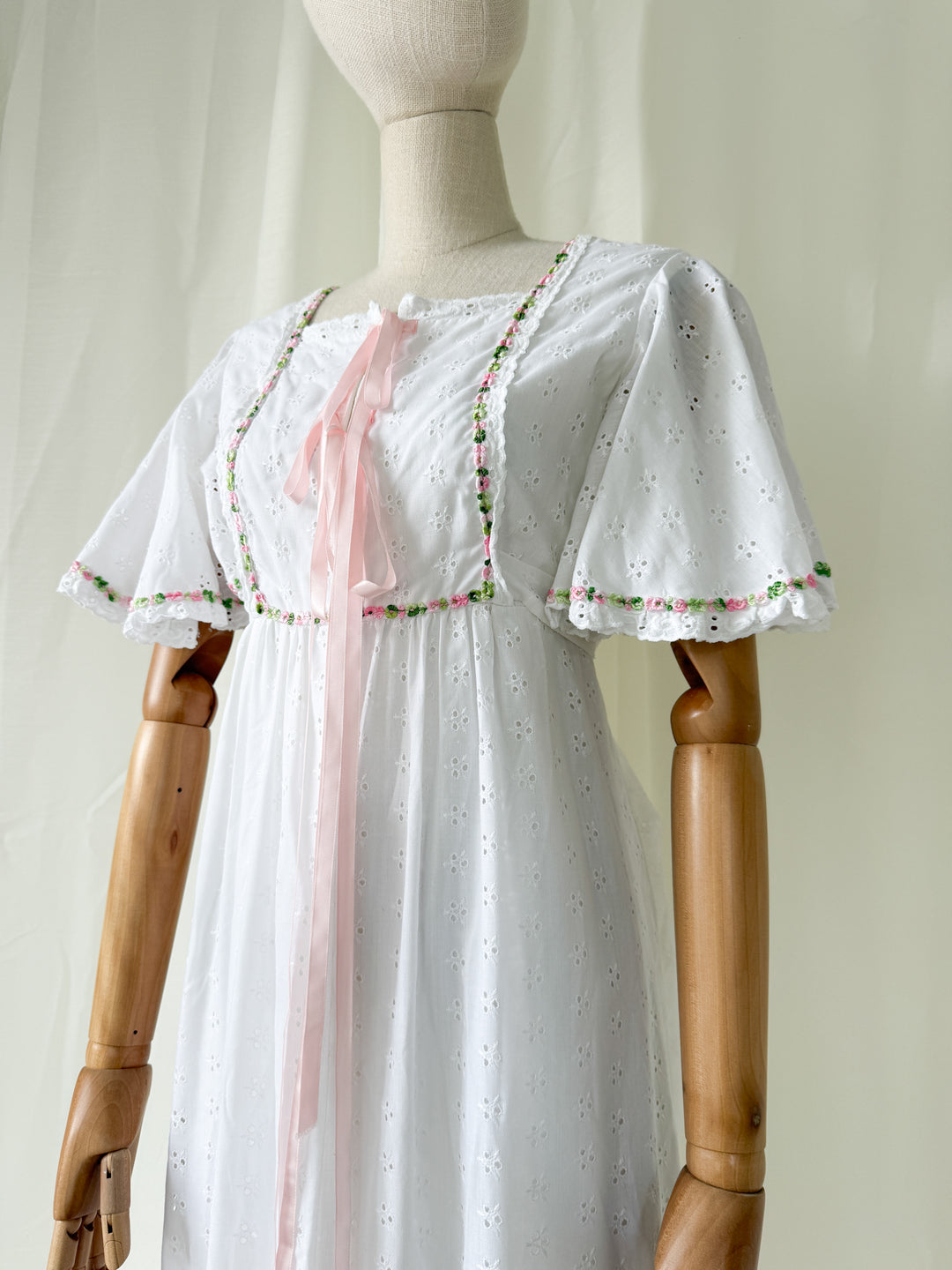 Divine Ethereal Broderie Anglaise 70s Cotton Maxi Dress