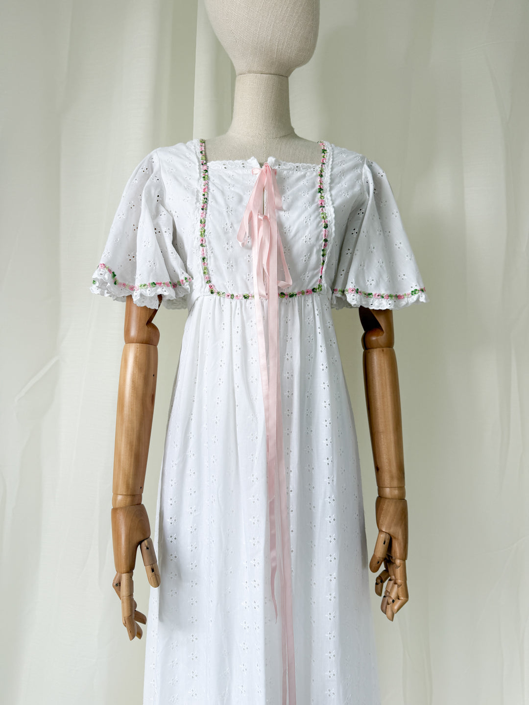 Divine Ethereal Broderie Anglaise 70s Cotton Maxi Dress