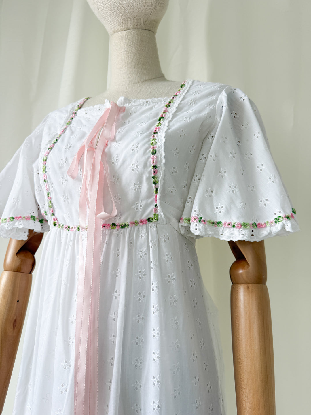 Divine Ethereal Broderie Anglaise 70s Cotton Maxi Dress