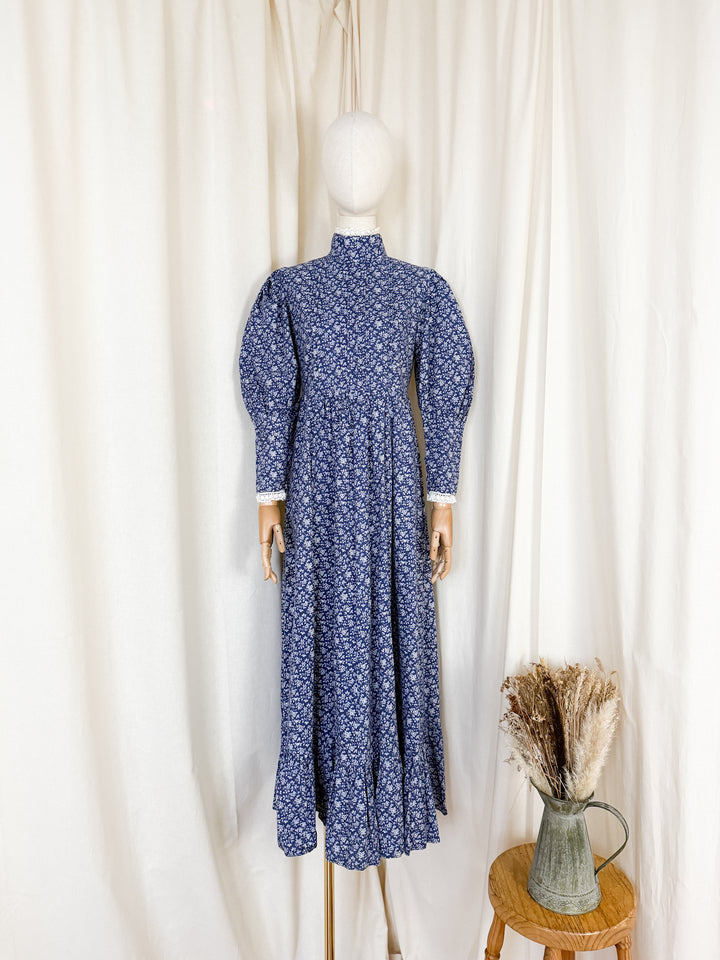 Gorgeous Rare 1970s Laura Ashley made in Wales Cotton Maxi Dress