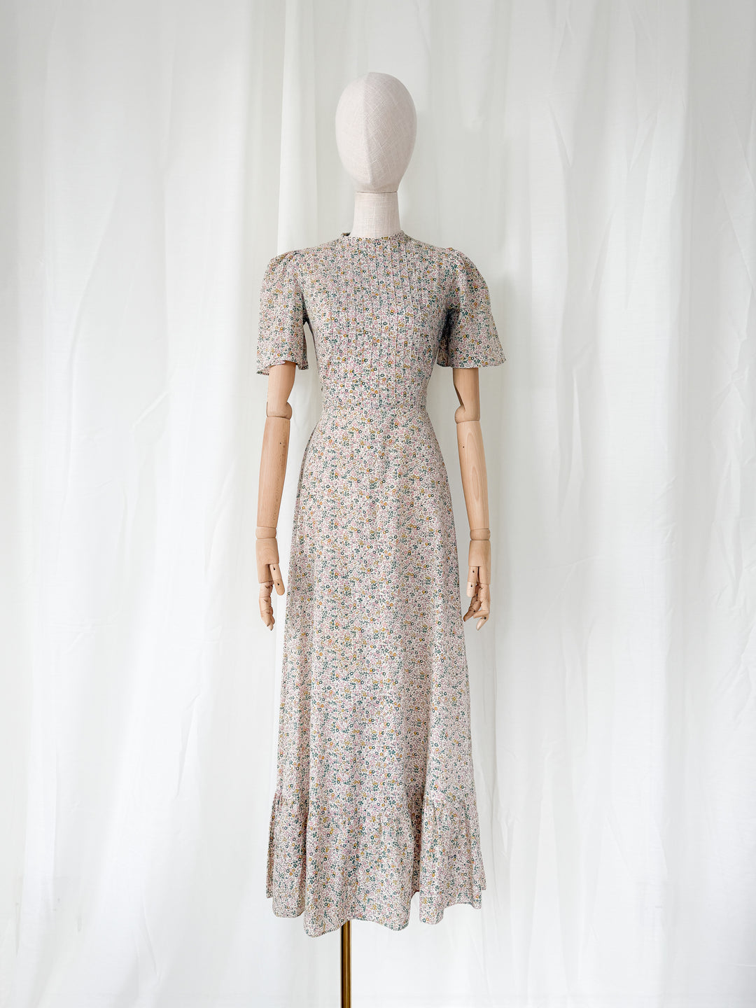 Adorable Rare 70s Earlybird Floral Cotton Maxi Dress