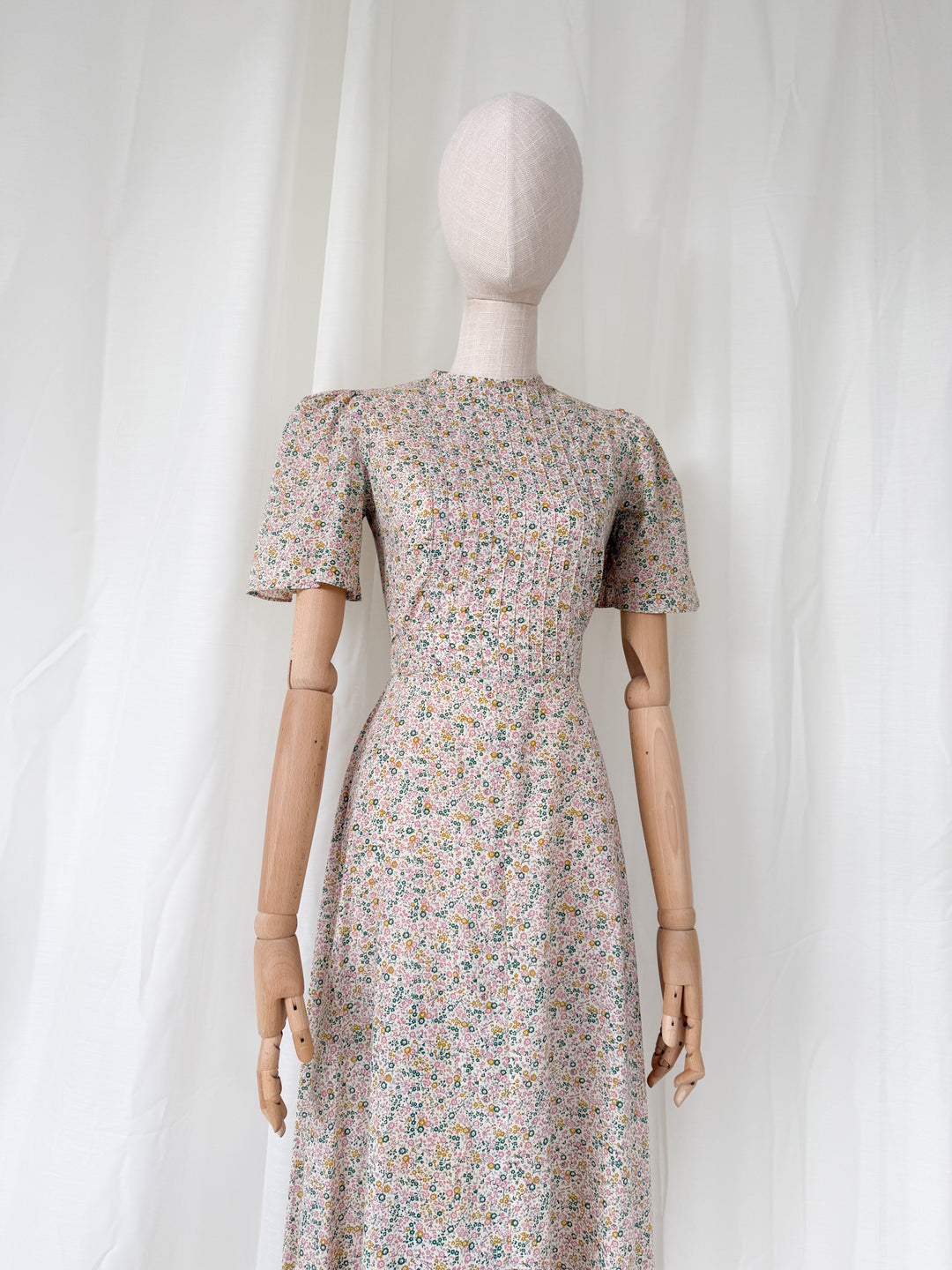 Adorable Rare 70s Earlybird Floral Cotton Maxi Dress