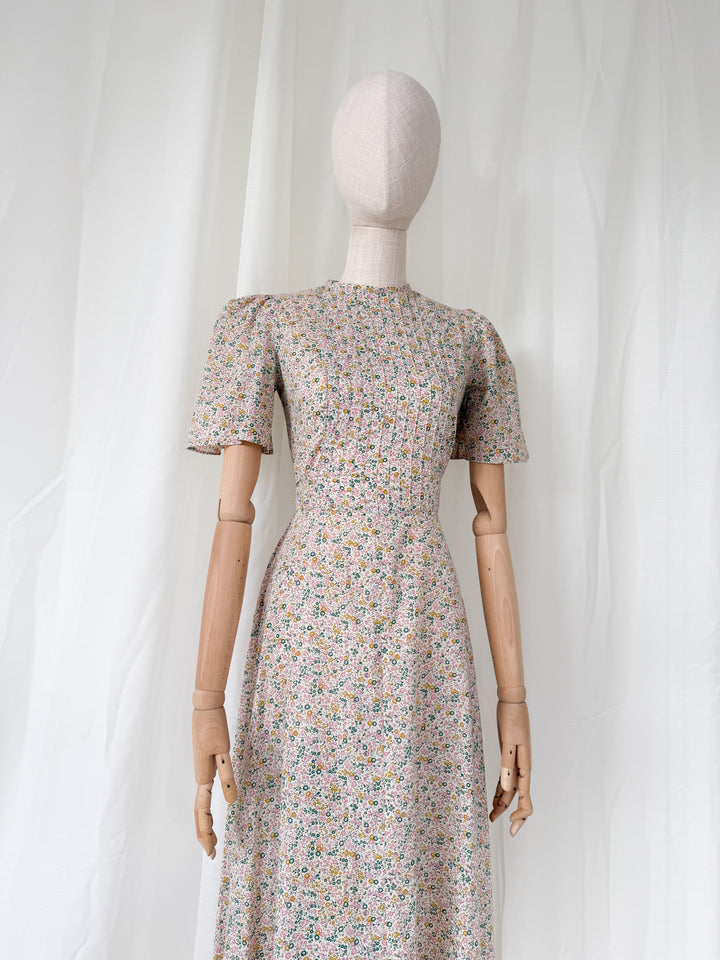 Adorable Rare 70s Earlybird Floral Cotton Maxi Dress