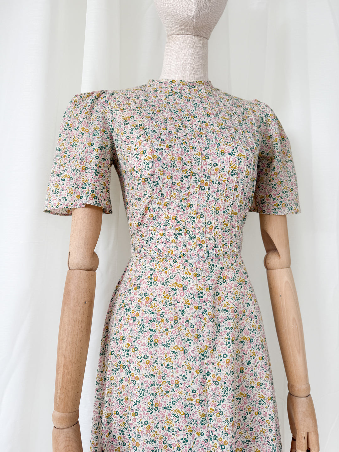 Adorable Rare 70s Earlybird Floral Cotton Maxi Dress