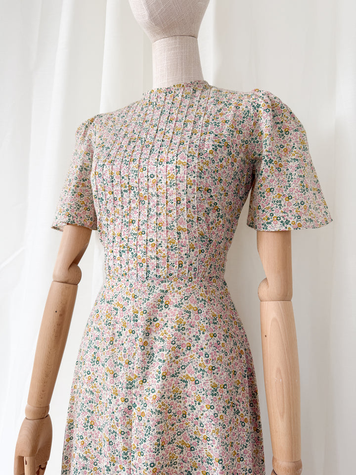 Adorable Rare 70s Earlybird Floral Cotton Maxi Dress