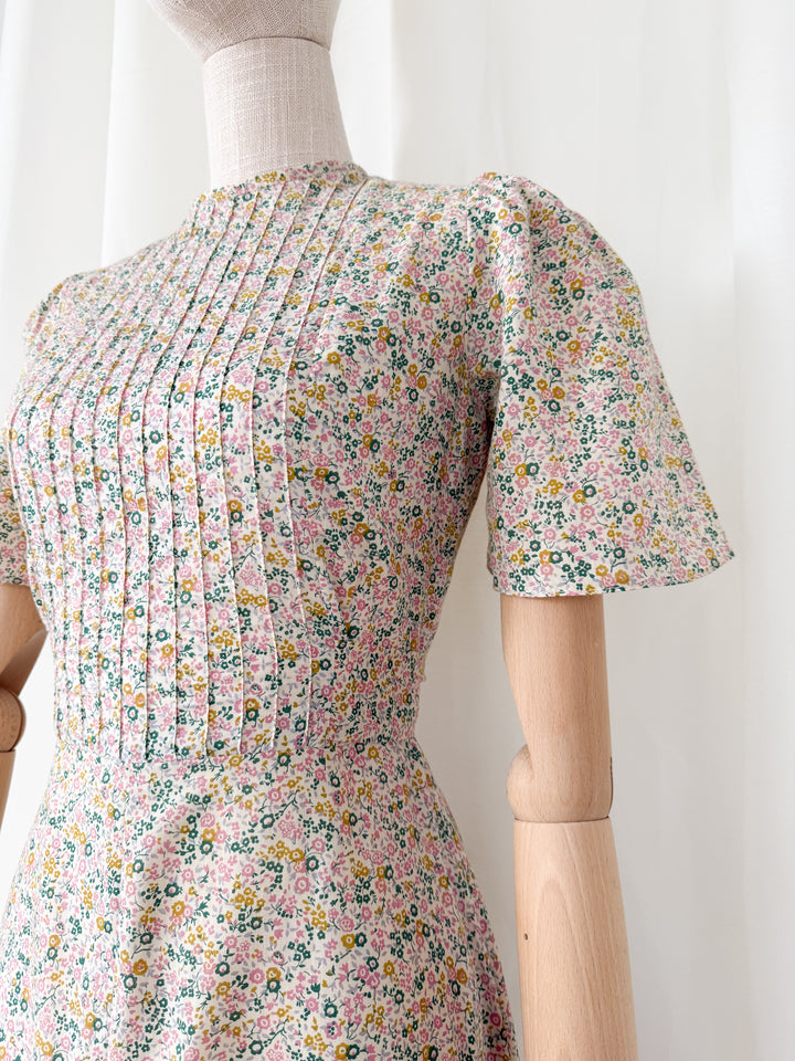 Adorable Rare 70s Earlybird Floral Cotton Maxi Dress