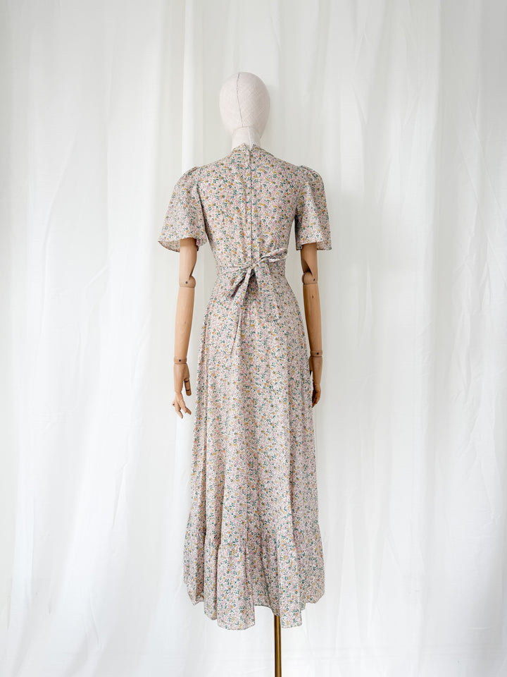 Adorable Rare 70s Earlybird Floral Cotton Maxi Dress