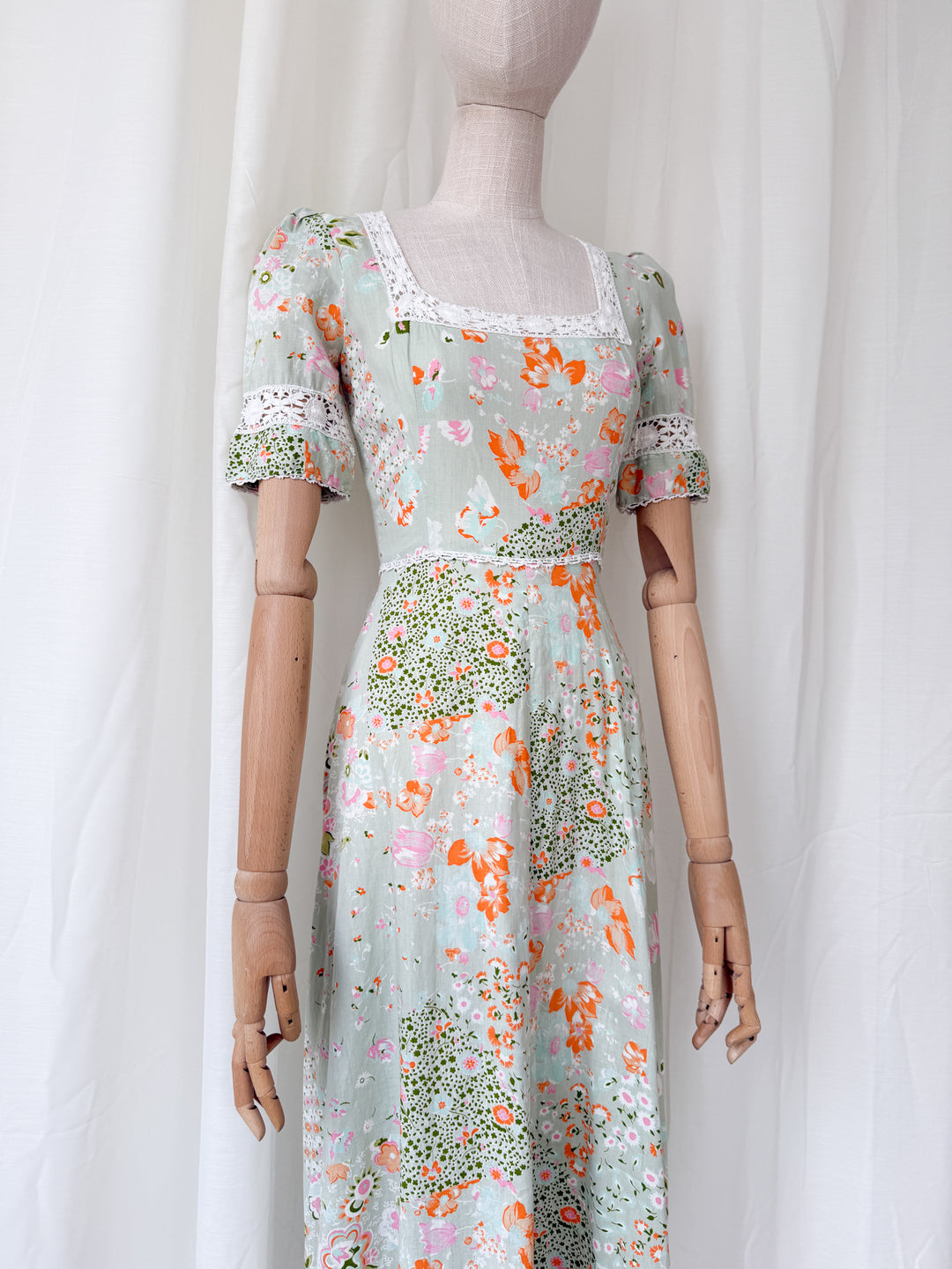 Divine Rare 70s Peter Robinson Floral Cotton Maxi Dress
