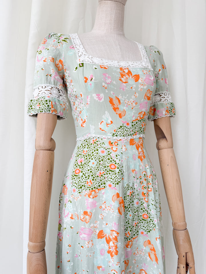 Divine Rare 70s Peter Robinson Floral Cotton Maxi Dress