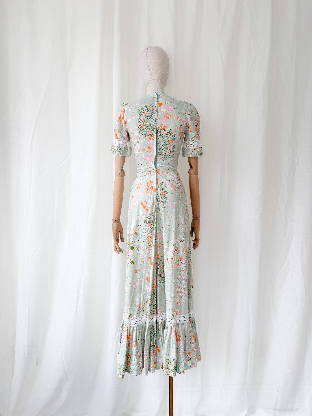 Divine Rare 70s Peter Robinson Floral Cotton Maxi Dress