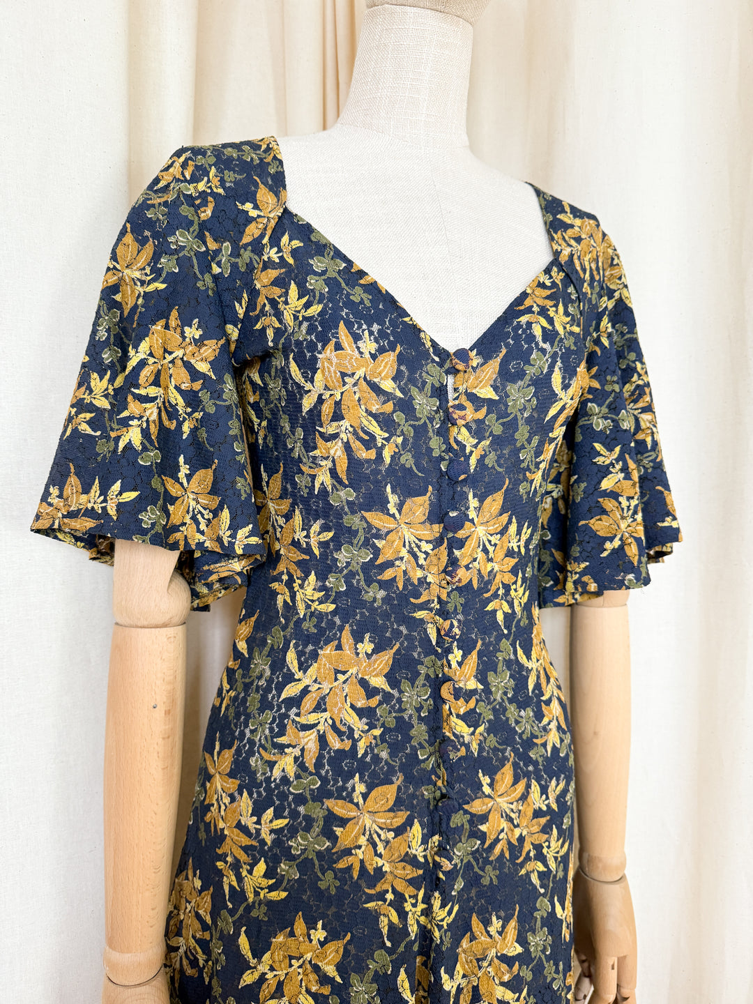 Heavenly Rare Collectible Lee Bender at Bus Stop Lace Midi Dress