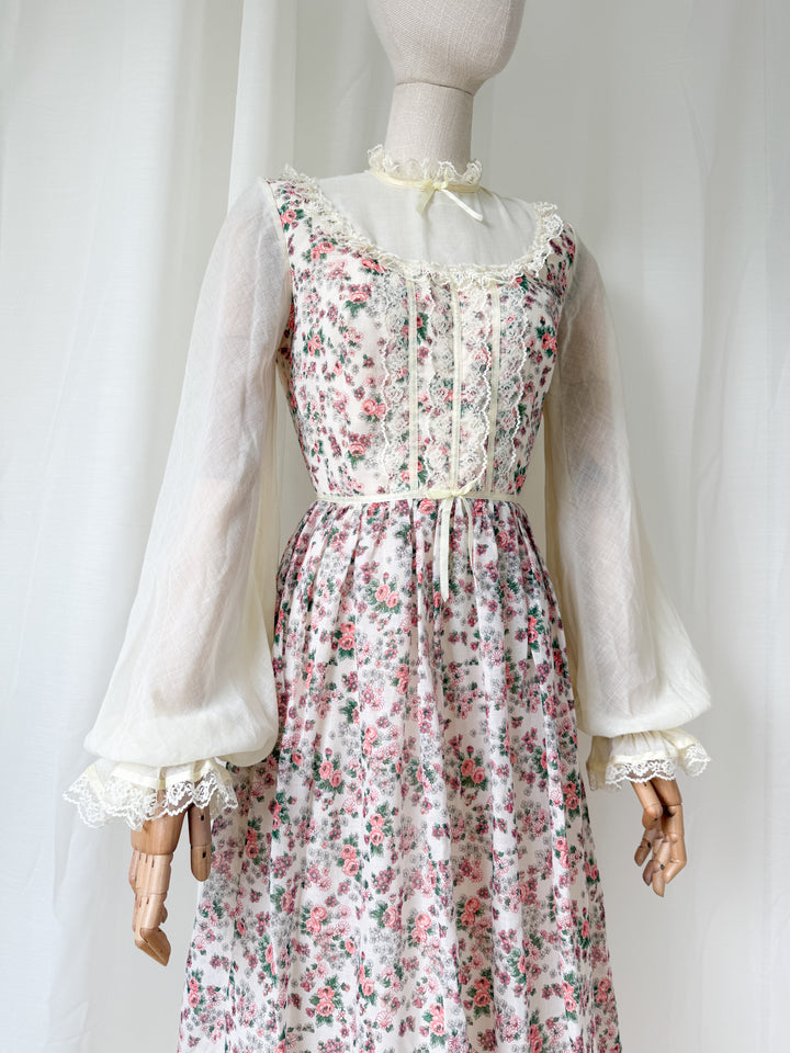 Stunning Precious Lace Trimmed 70s Cotton Maxi Dress
