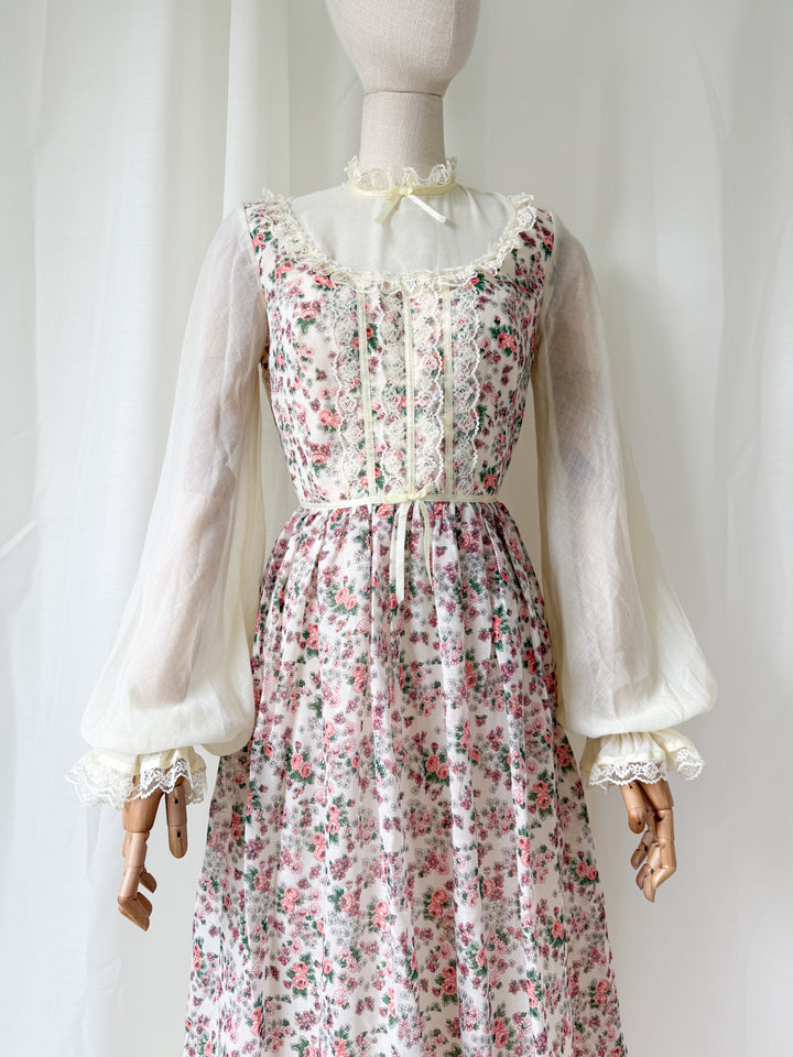 Stunning Precious Lace Trimmed 70s Cotton Maxi Dress
