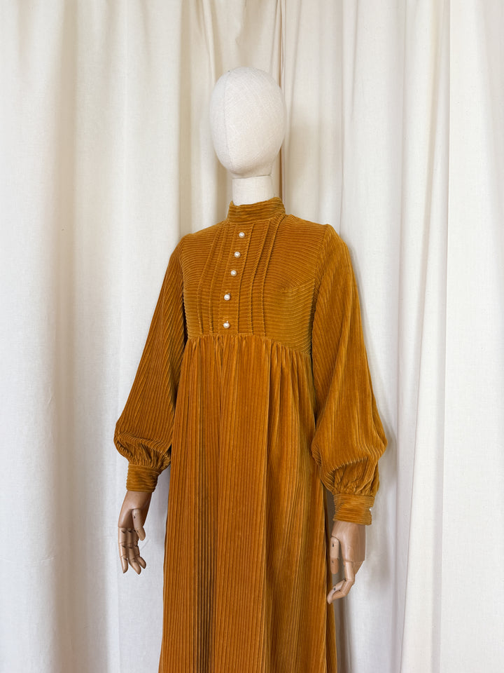 Breathtaking Rare Shelena 1970s Rich Mustard Cotton Corduroy Maxi Dress