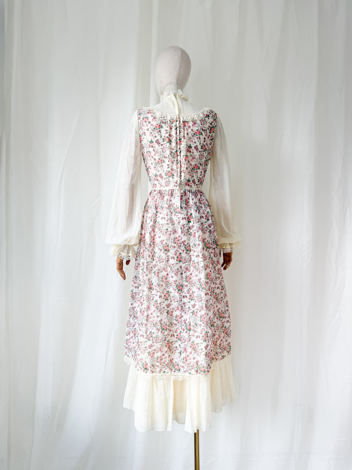 Stunning Precious Lace Trimmed 70s Cotton Maxi Dress